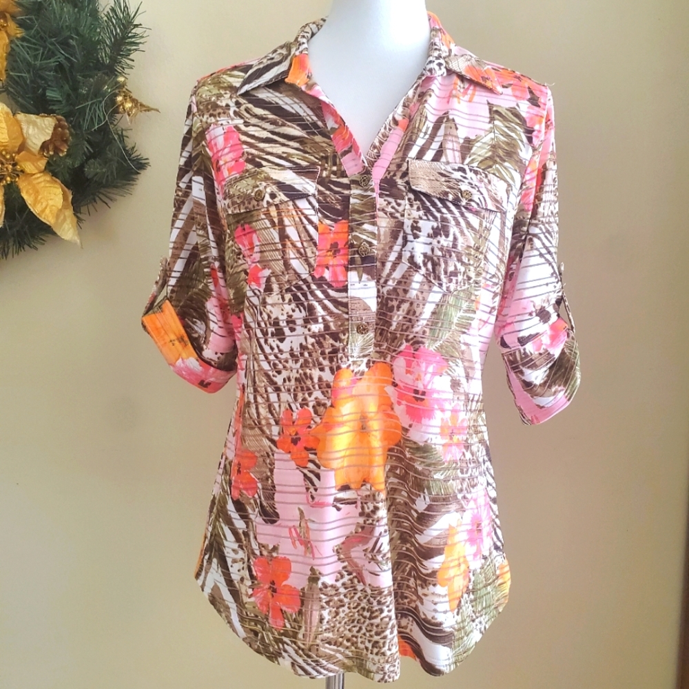 Cathy Daniel's Floral Collered Button Down